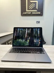 Apple MacBook Air M1 2020 13 inch 16GB RAM 256GB SSD 8 Core CPU 7 Core GPU Battery Health 80 A2337