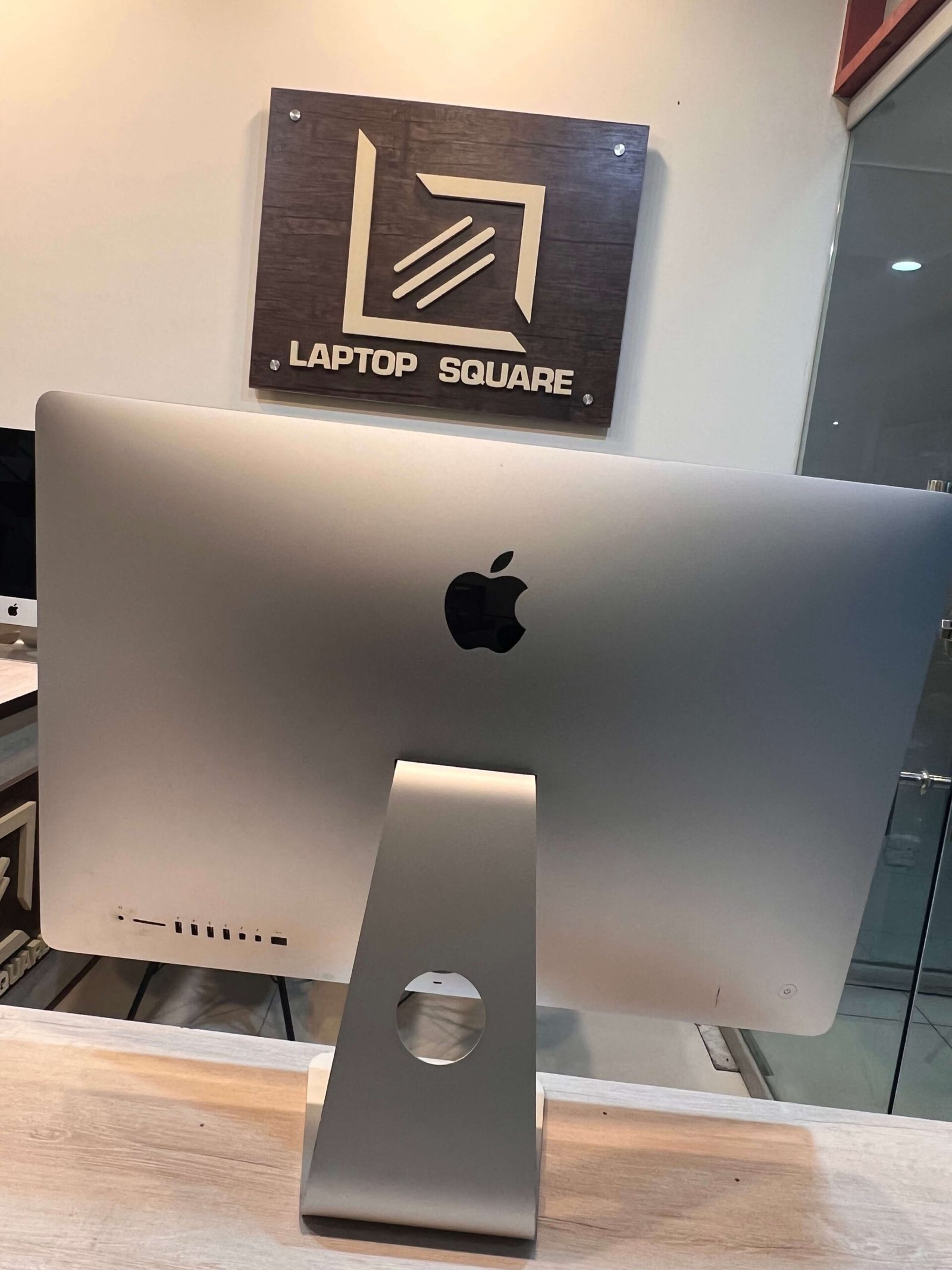 Apple IMac 27-inch 2017 I7 Pro Specs And Price 2026