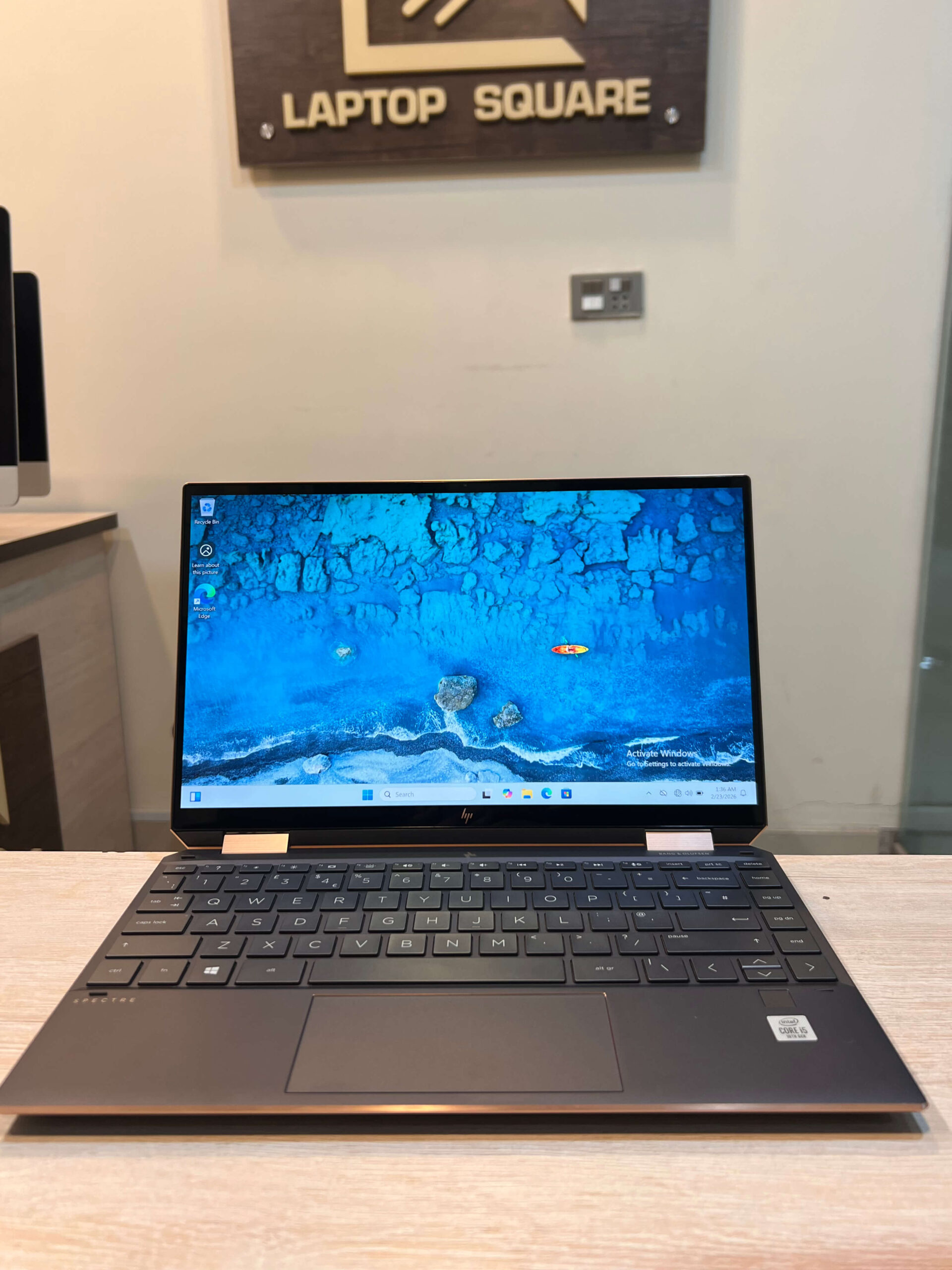 hp spectre 13 i5 10th gen 8gb 512gb