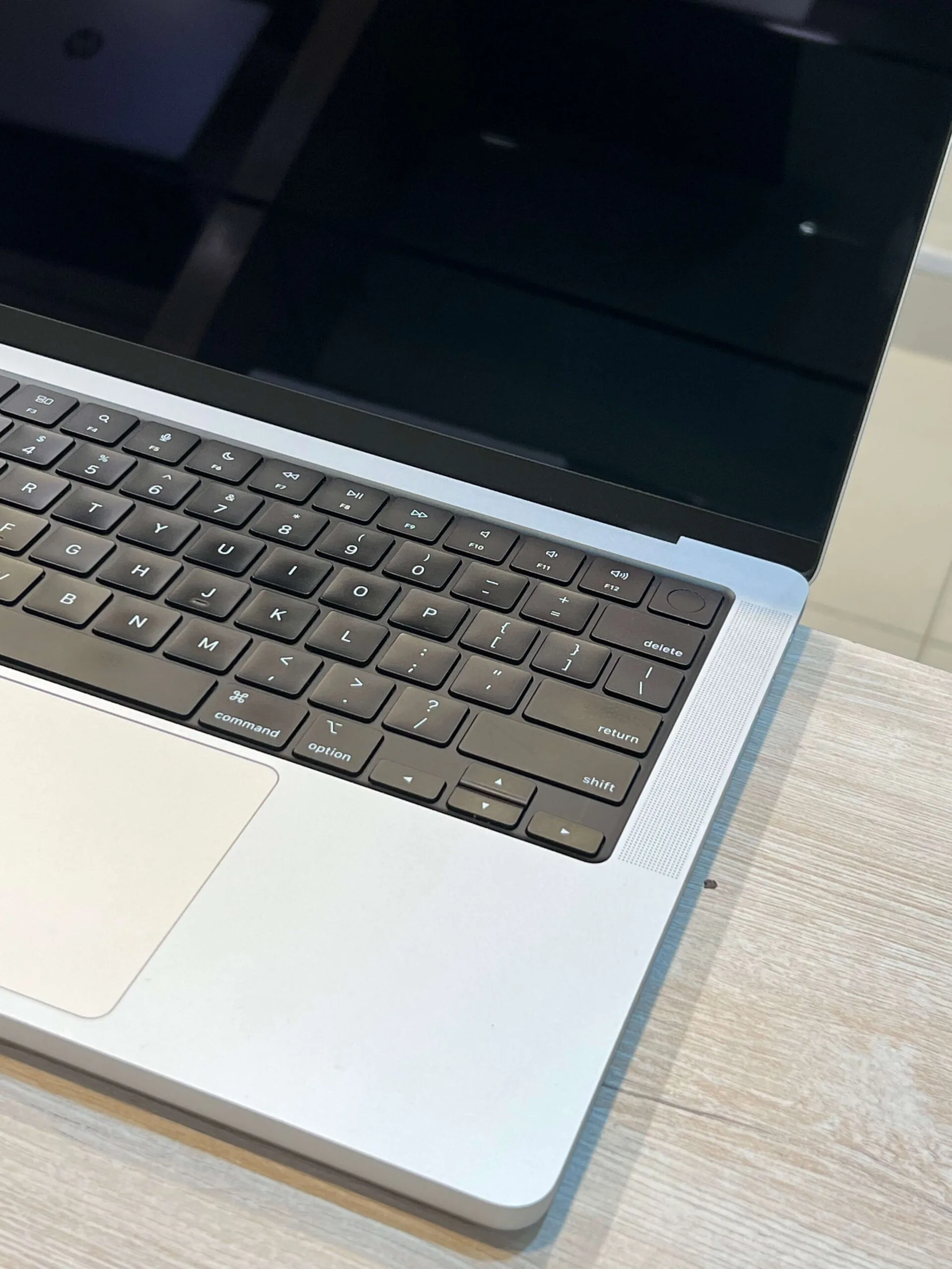 Apple MacBook M2 Pro | 2023 | 14-inch | 32GB RAM | 1TB SSD