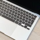 Apple MacBook Air M2 13-inch 2022 Silver 8GB RAM 256GB SSD 8-Cores CPU 8-Cores GPU 100% Battery Health 6 Apple MacBook Air M2 2022 13 inch 8GB RAM 256GB SSD