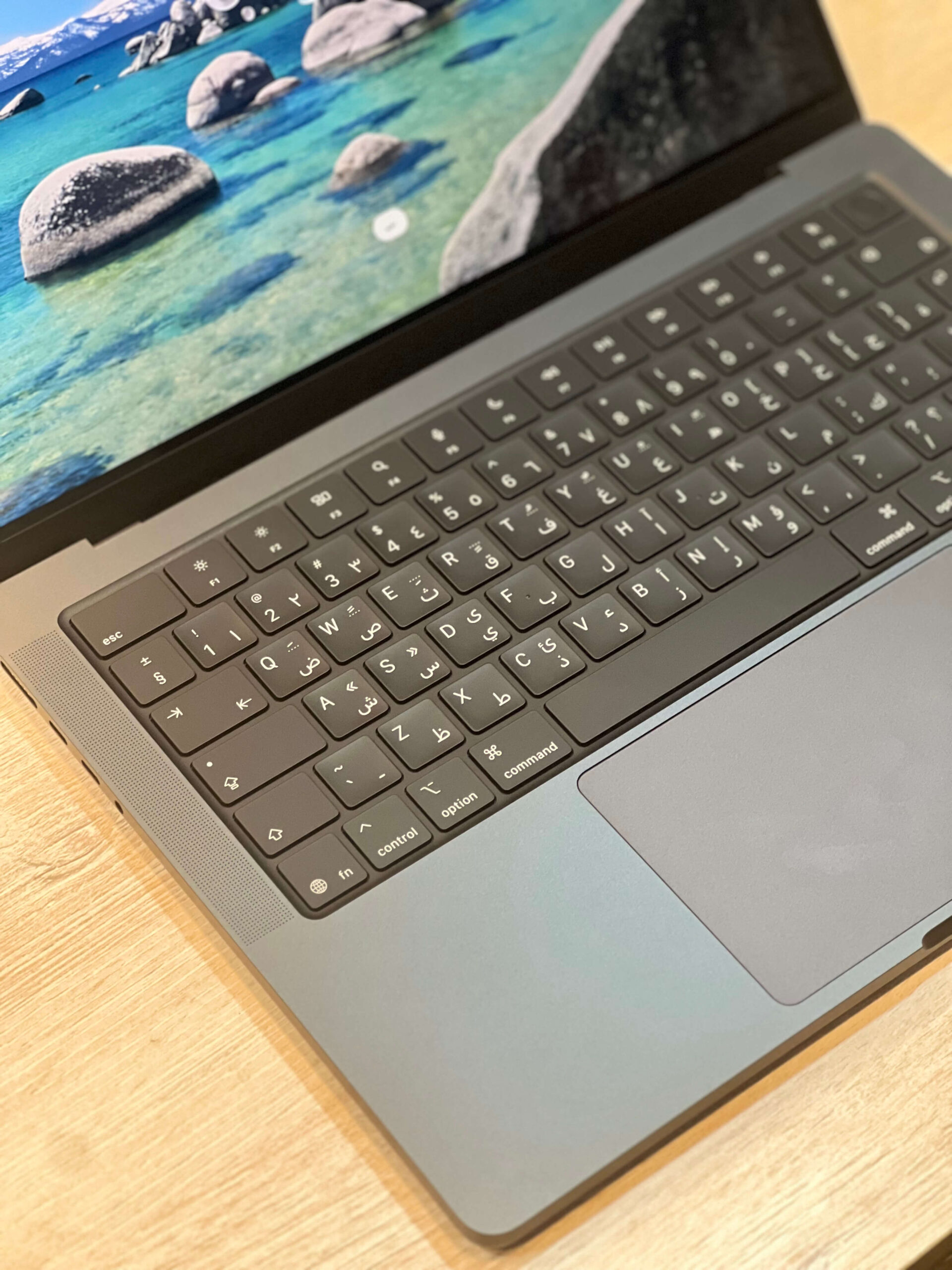 Apple Macbook Pro M5 14-inch 2025 16gb 512gb A3434 Apple Macbook Pro M5 14-inch 2025 16gb 512gb A3434