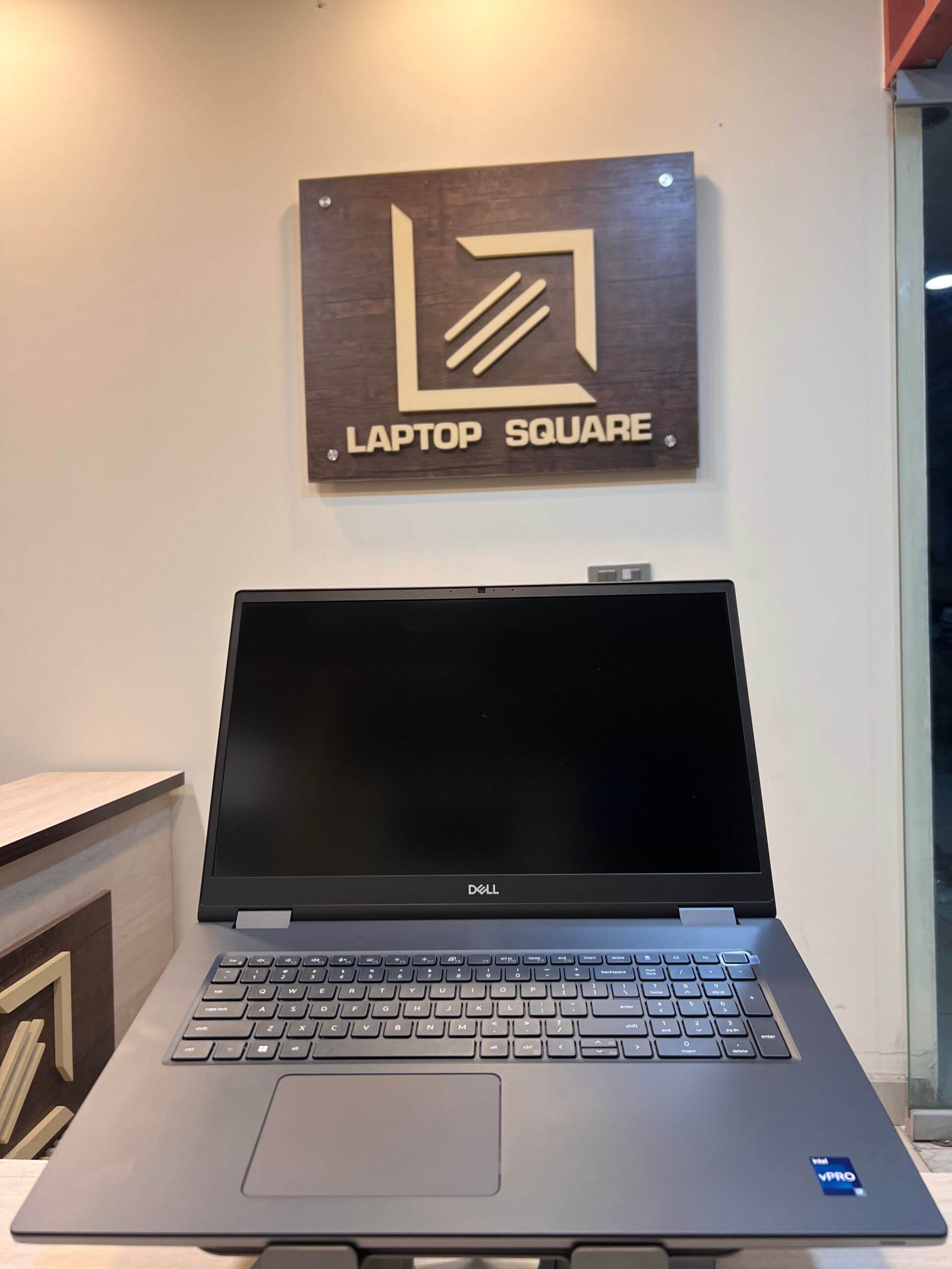 Dell Precision 7770 i7 12th Gen 64GB 1TB 16GB RTX A4500 Dell Precision 7770 i7 price